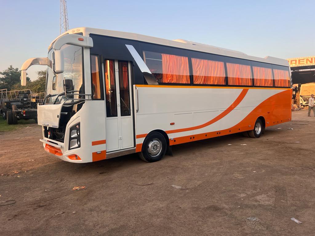Bus on rent in Mumbai