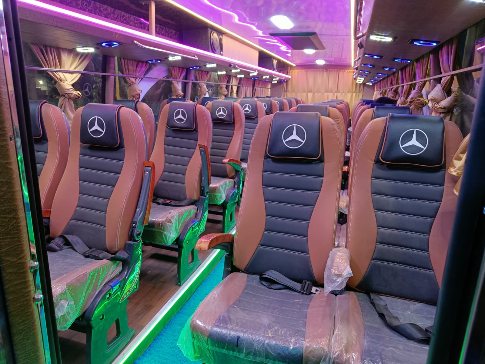 Bus rental Mumbai