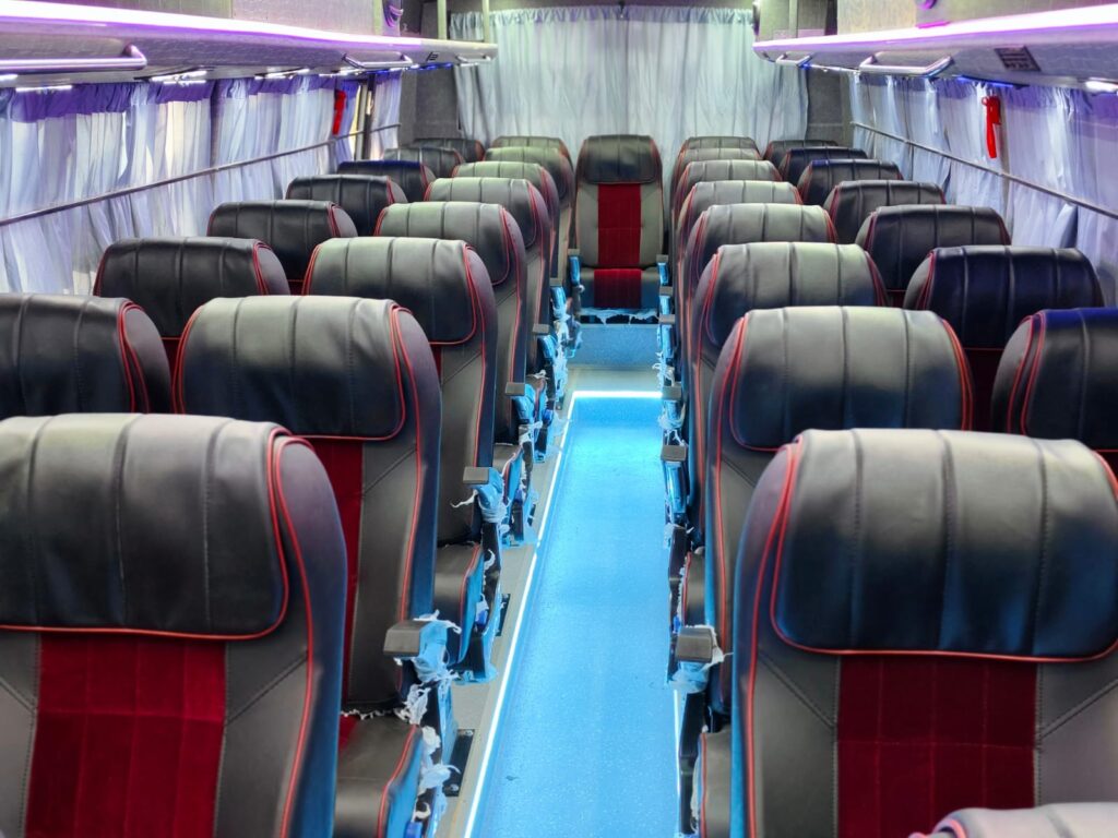 Luxury car, bus rental in Mumbai